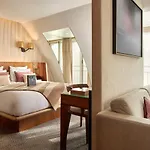 Hotel Maison Albar - Le Pont-neuf 5*