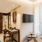 Maison Albar - Le Pont-neuf Hotel 5*