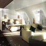 Hotel Maison Albar - Le Pont-neuf 5*