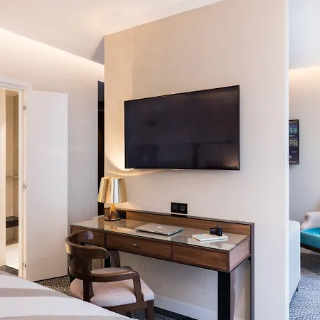 Maison Albar - Le Pont-neuf Hotel