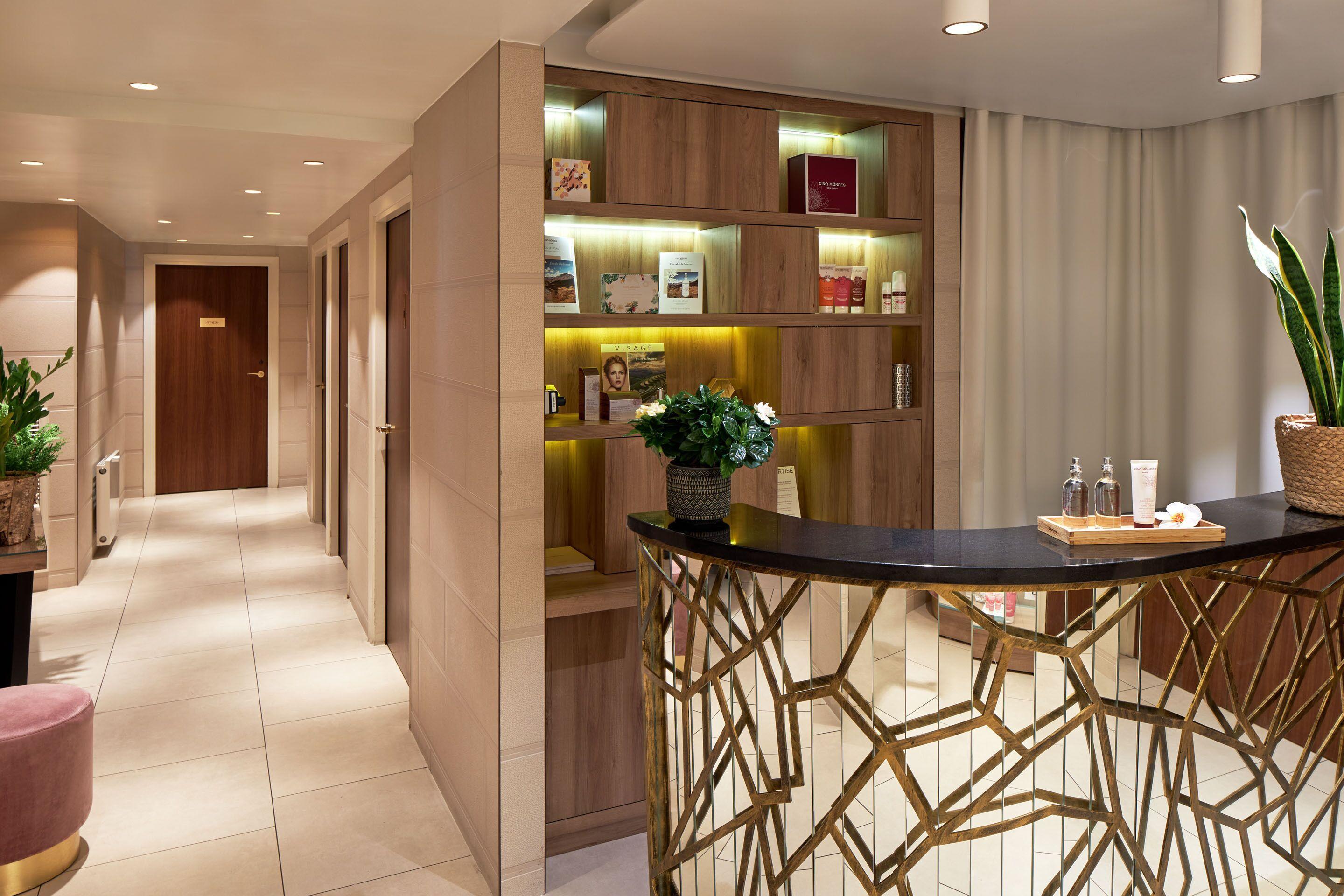 Hotel Maison Albar - Le Pont-neuf 5*